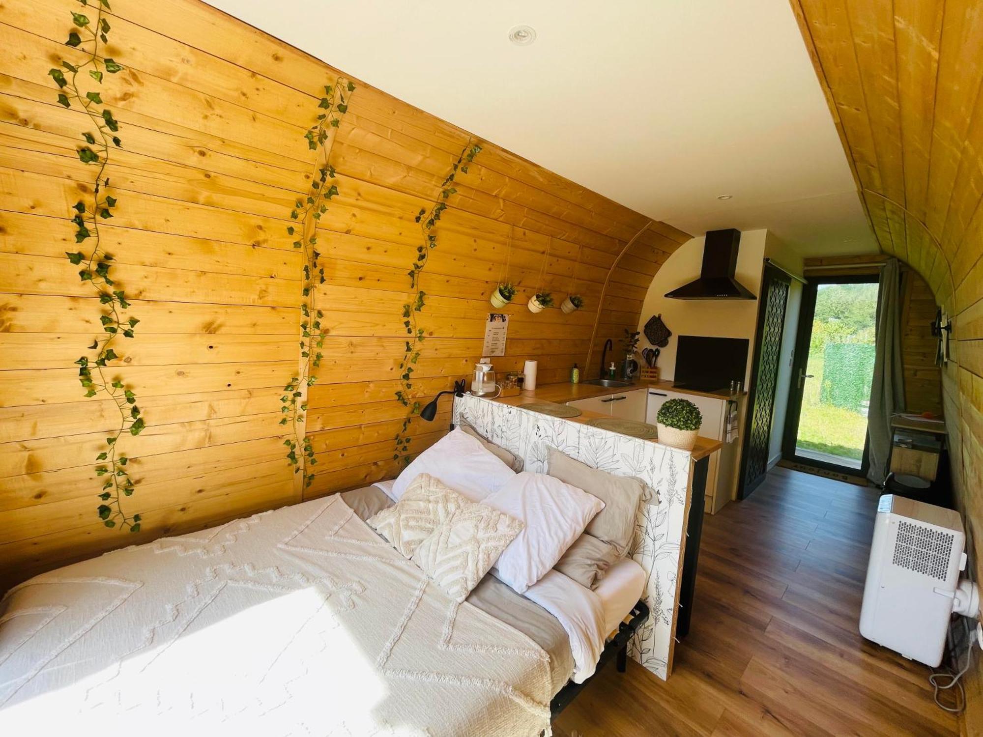 Logement Insolite : La Ruche Verte Monts-sur-Guesnes 外观 照片